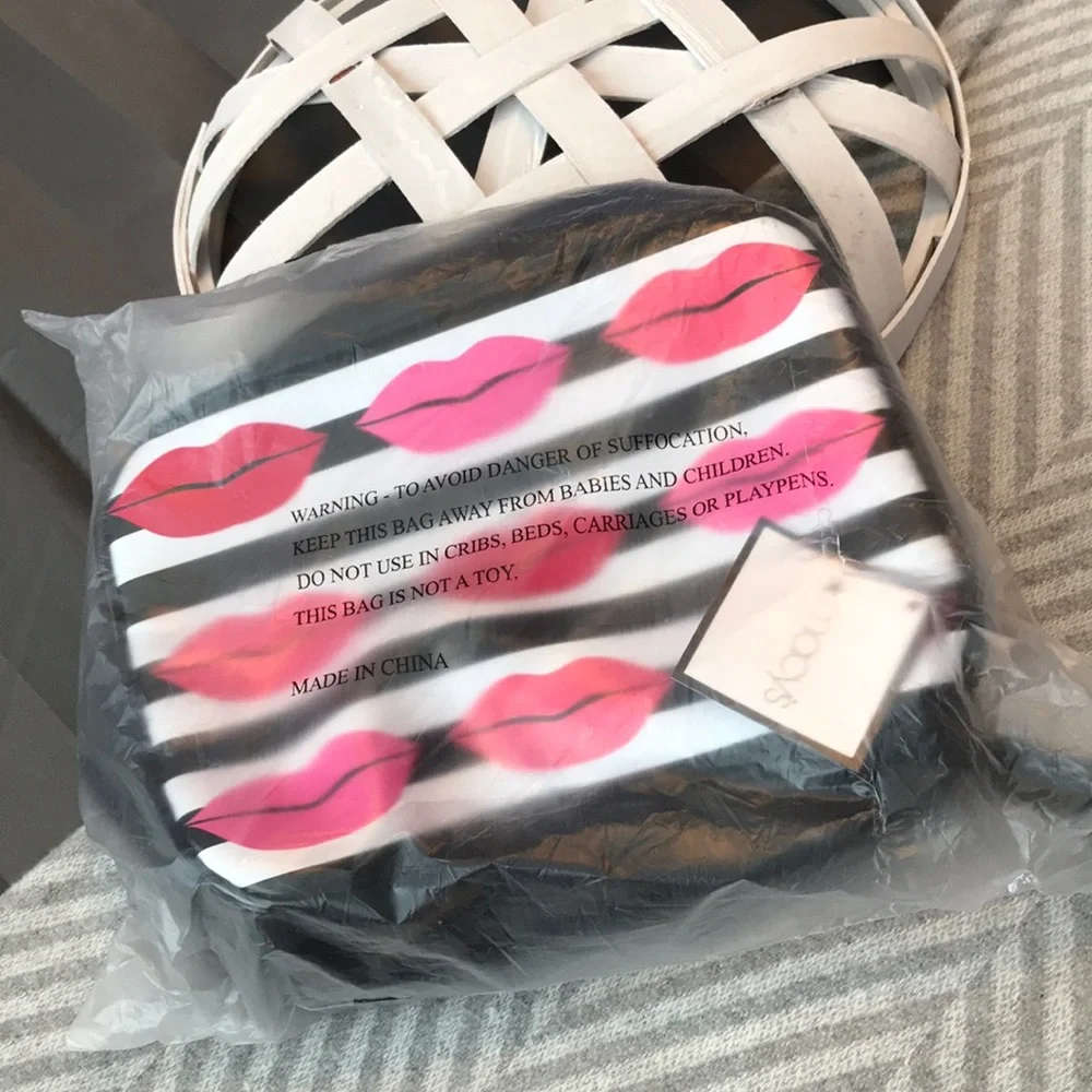 Macys nwt makeup